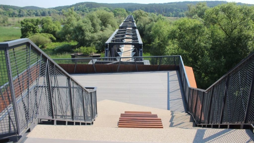 Europabrücke als Ziel für Fahrradtourismus