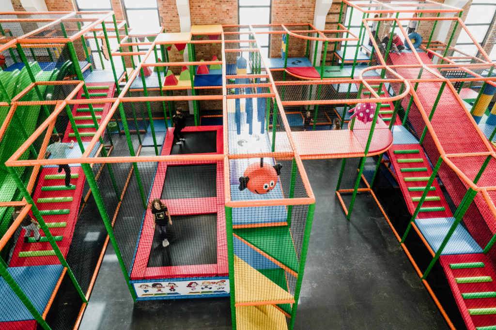 Riesiger Indoorspielplatz auf dem Polenmarkt Hohenwutzen